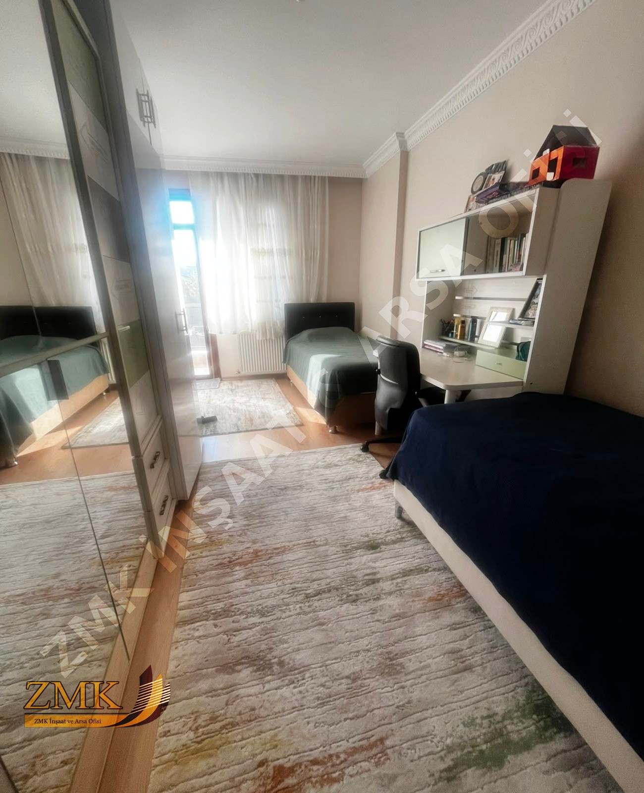 AKEVLER MAHALLESİNDE 2+1 ARA KAT SATILIK DAİRE